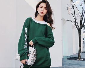 秋天的衣服這樣搭配，輕松穿出女神范兒